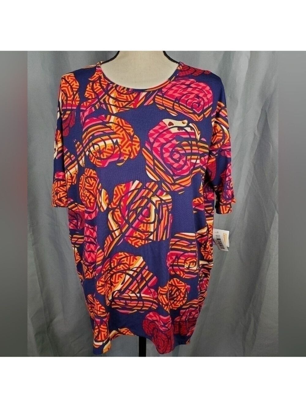 Lularoe Irma Tunic Blue Roses Size XS